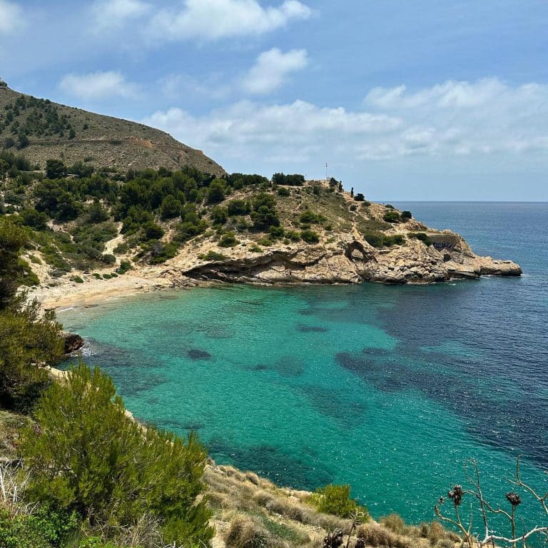 almadrava cove