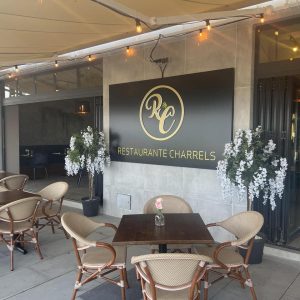 terrace of the restaurant charrels in altea