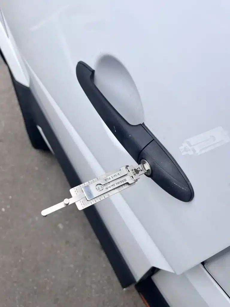 - %title - Marinea 2026